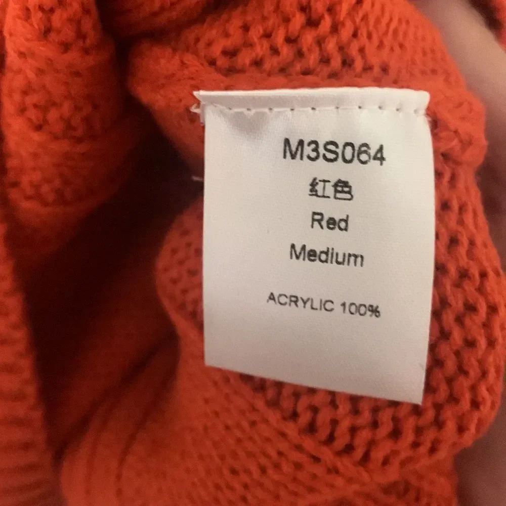 3for$20 sweater medium - Picture 3 of 3